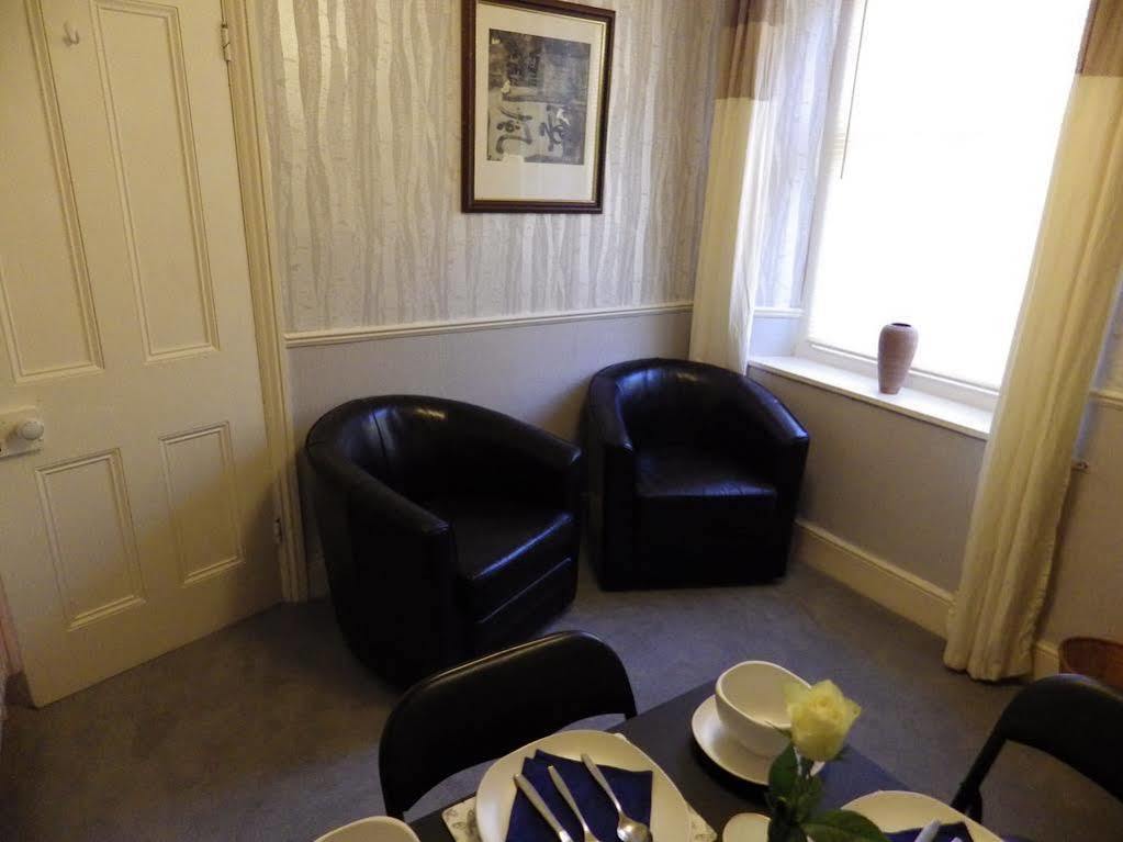 Ryvington Apartments Abergavenny Extérieur photo